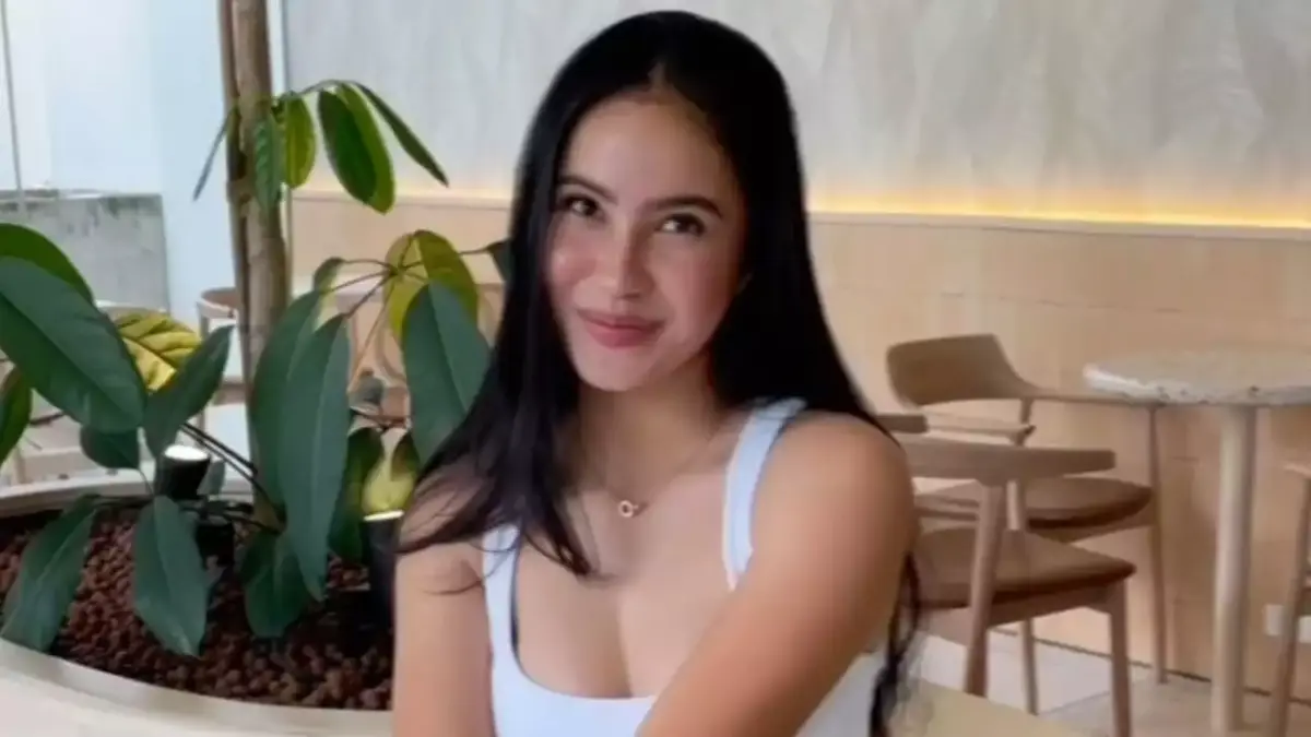 Sabreena Dressler segera gabung klub luar negeri. Pesepak bola cantik berdarah Jerman-Australia ini siap ukir karier internasional. (Instagram/Sabreena Dressler)