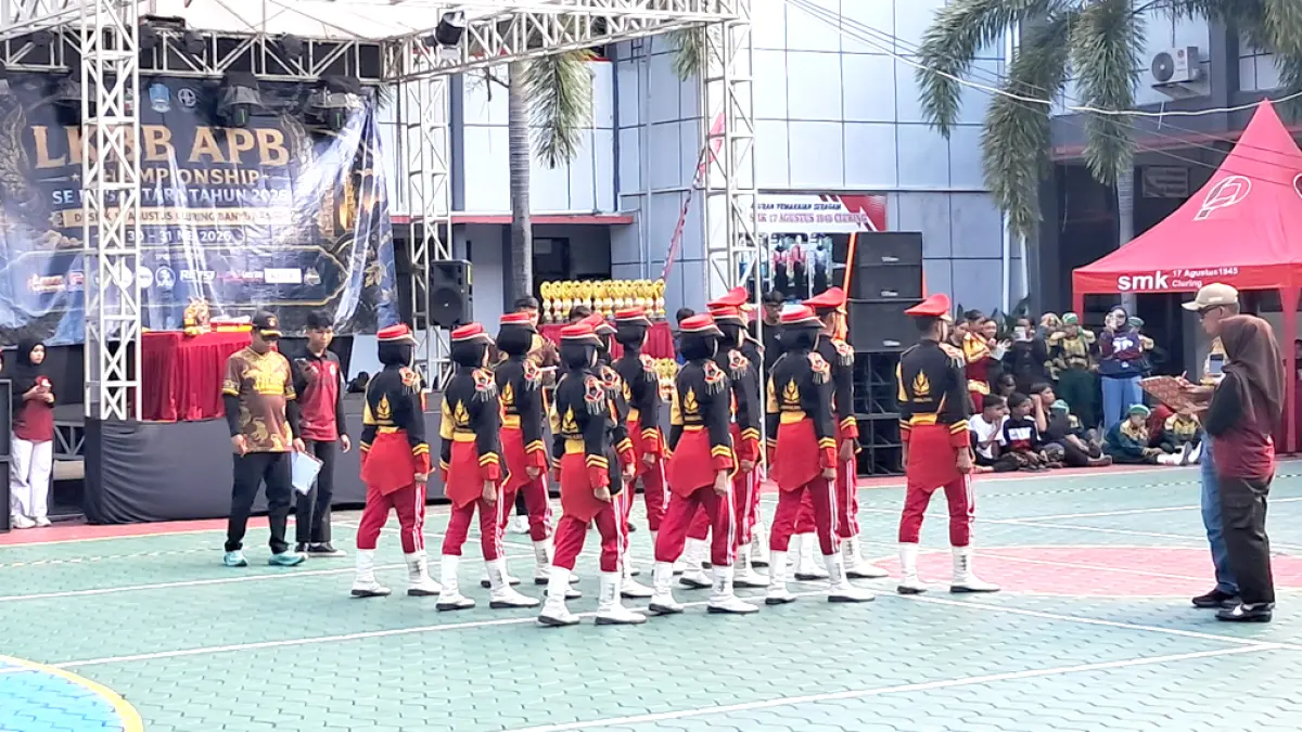 SEMARAK: SMK 17 Agustus 1945 Cluring jadi tuan rumah LKBB se Nusantara, Minggu (31/5). (Indra for Radar Banyuwangi)