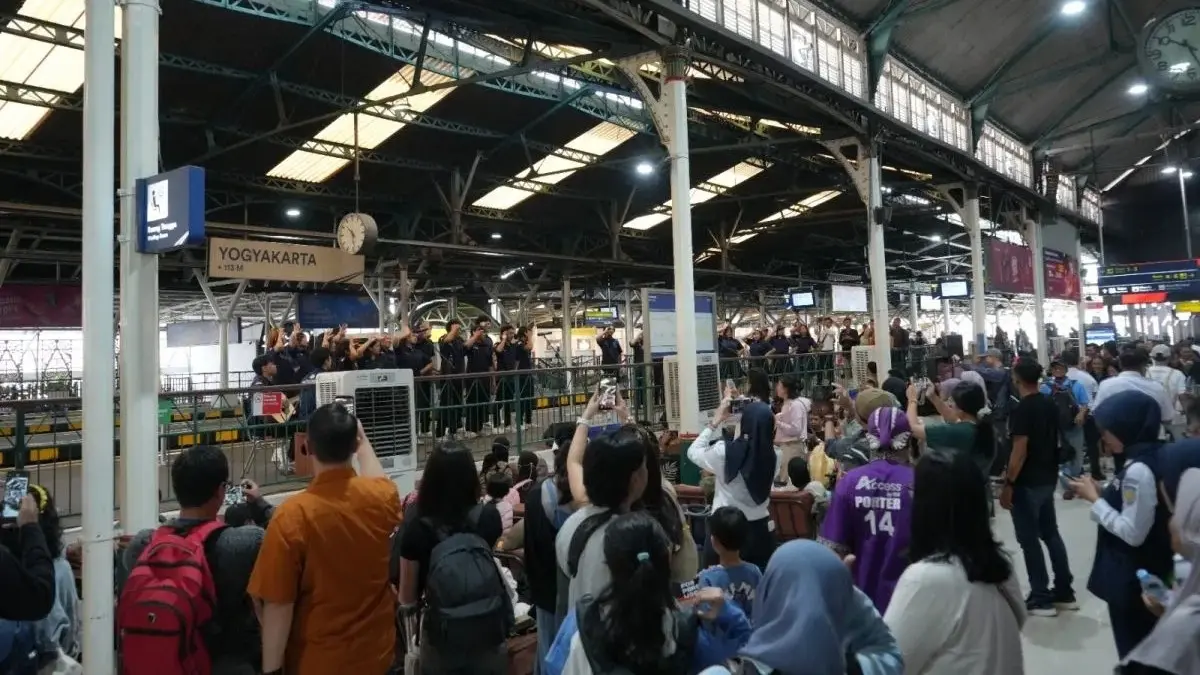 KAI Daop 6 Yogyakarta mencatat 342.195 penumpang kereta api jarak jauh selama libur Iduladha dan Hari Lahir Pancasila 2026. (Antara)