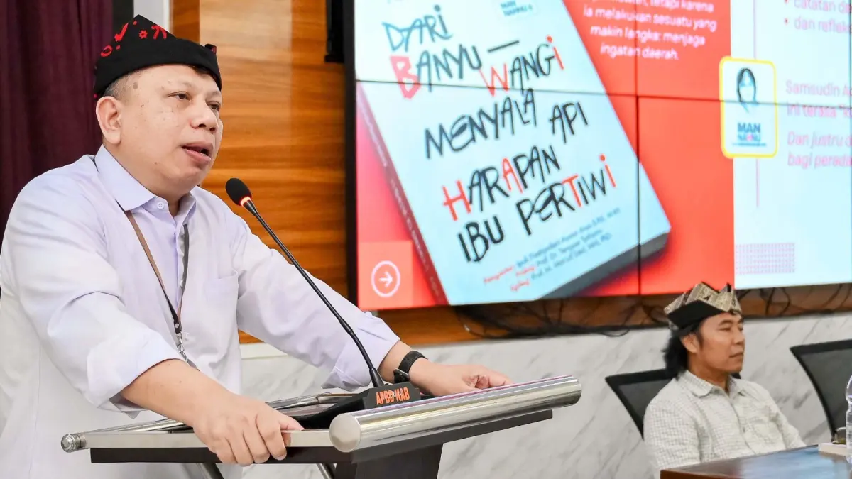 Prof. Agus Trihartono, rektor Universitas Islam Cordoba, Indonesia, saat menjadi narasumber bedah buku ManNahnu pada 20 Mei 2026 lalu. (Ramada Kusuma/Radar Banyuwangi)