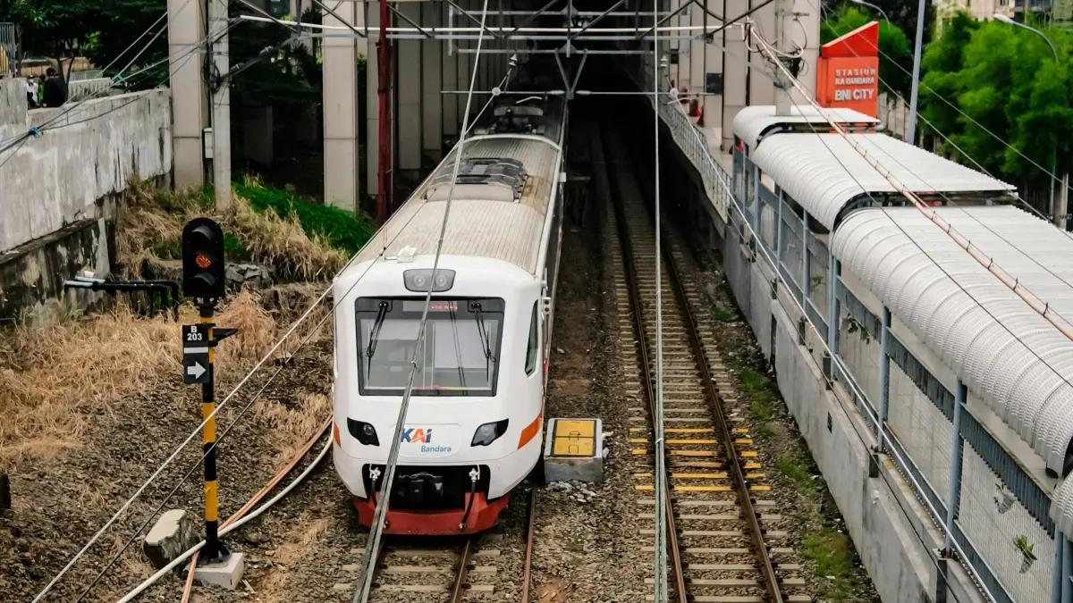 Lebih dari 1 juta orang menggunakan Commuter Line Basoetta sepanjang Januari–Mei 2026. (Pexels/Noval Gani)