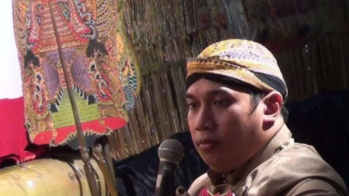 Ki Bayu Aji, dalang muda putra Ki Anom Suroto, akan tampil di Taman Blambangan Banyuwangi. (Radar Madiun)