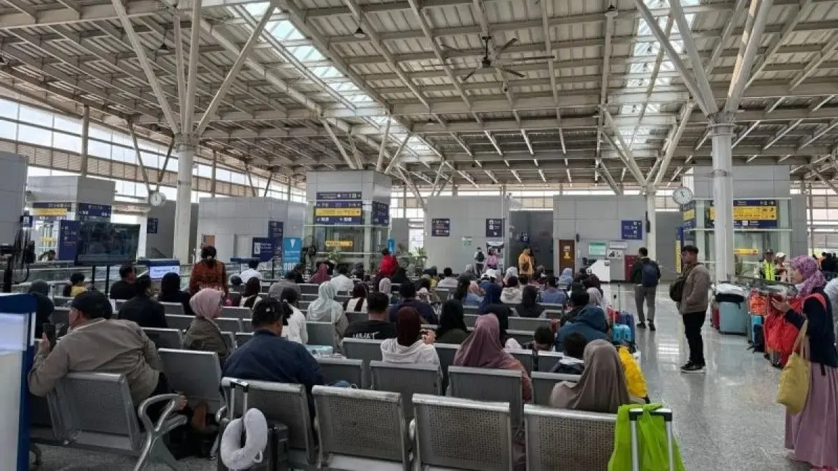 Pengguna KA Lokal di Jawa Barat terus melonjak. (Antara)