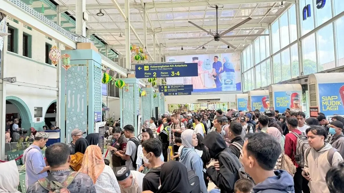 KAI mencatat baru 28 persen tiket program diskon kereta api 30 persen yang terjual untuk libur sekolah 2026. (Antara)