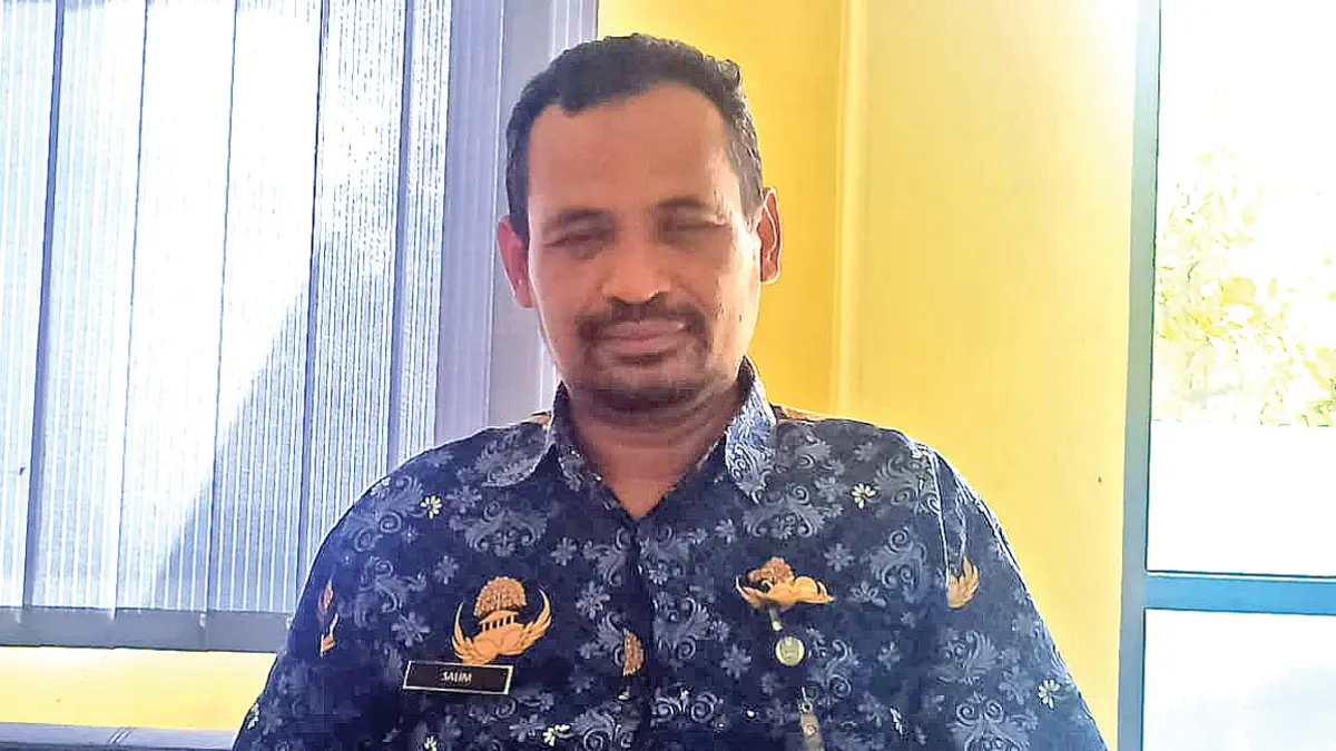 Salim, Kepala UPT Pelabuhan Perikanan Pantai Muncar. (Zamrozi Wahyu/Radar Banyuwangi)