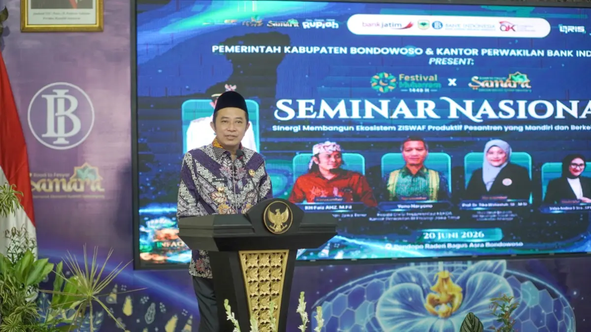 PENGUATAN EKONOMI: Bupati Bondowoso Abdul Hamid Wahid menyampaikan sambutan para seminar nasional dalam rangkaian SAMARA 2026. (Foto: BI Jember)