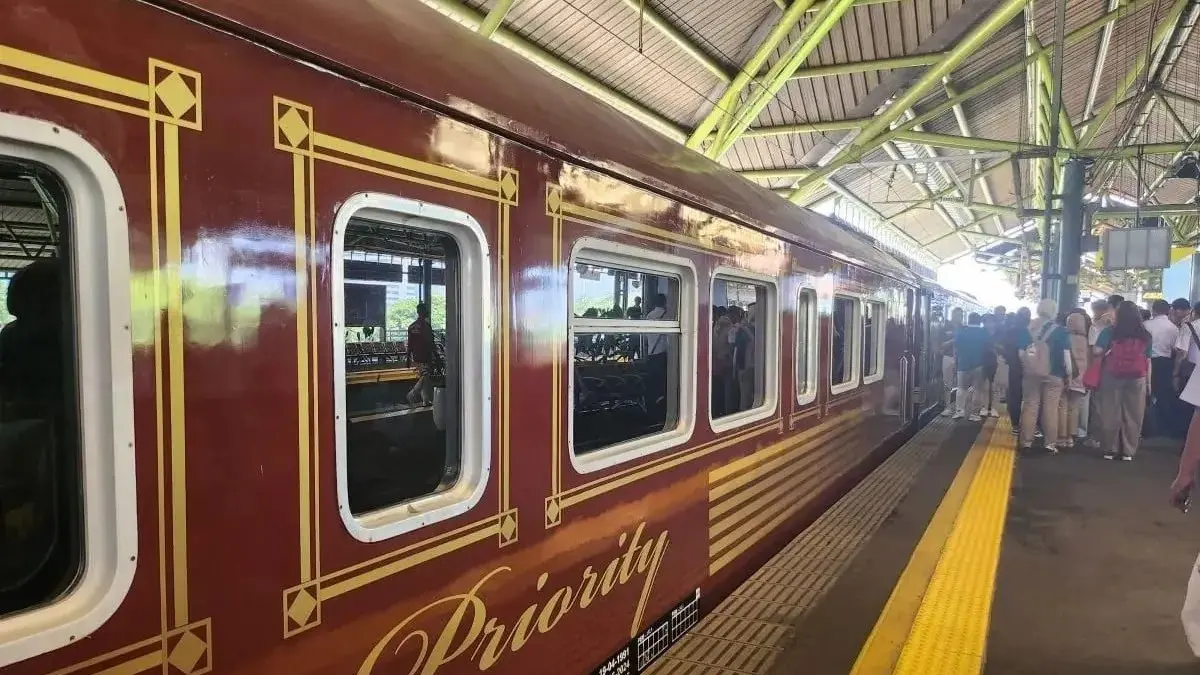 Kereta Priority KAI semakin diminati saat liburan sekolah. (Antara)