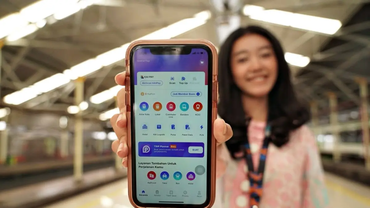 Libur sekolah meningkatkan risiko hoaks tiket dan promo kereta api. (Antara)