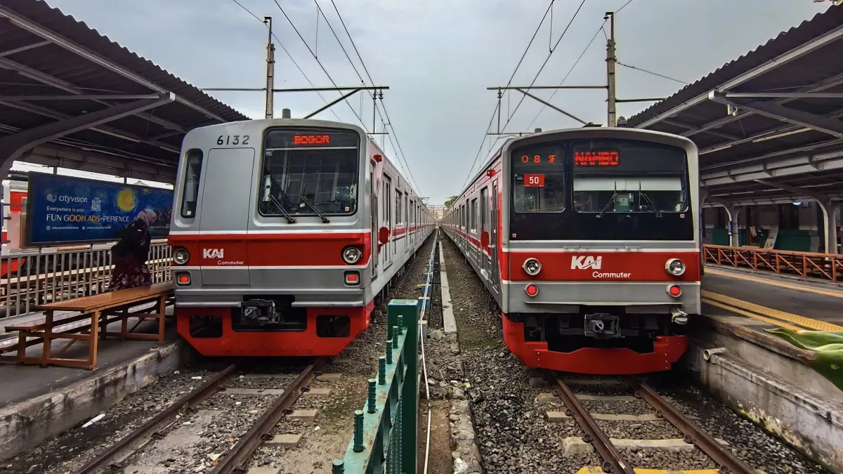 Pemerintah menargetkan elektrifikasi Green Line Tanah Abang–Rangkasbitung rampung pada 2027. (Pexels/Java Visuel)