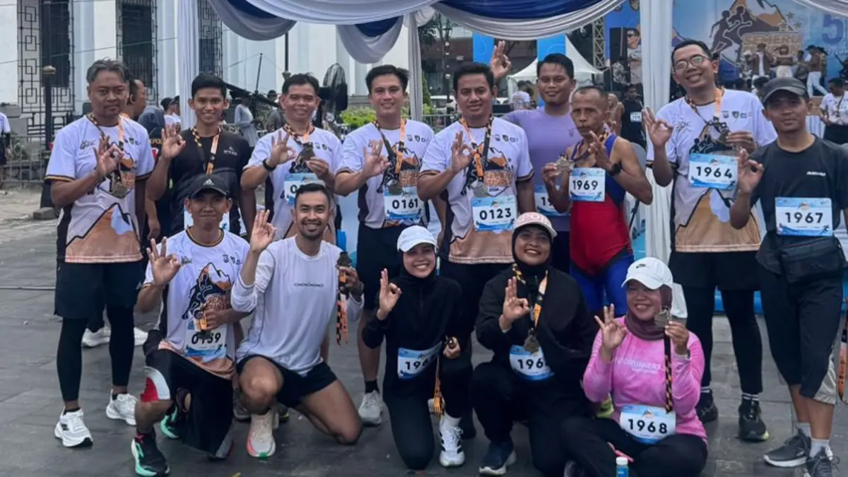 Perwakilan Polresta dan Pemkab Banyuwangi usai kegiatan Semeru Run 5K di Kota Lama Surabaya, Sabtu (27/6). (Karyono for Radar Banyuwangi)