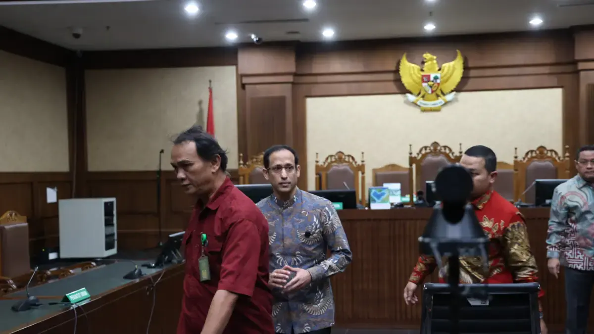 Eks Menteri Pendidikan, Kebudayaan, Riset, dan Teknologi, Nadiem Anwar Makarim usai sidang vonis pada kasus dugaan korupsi pengadaan Chromebook dan Chrome Device Management (CDM) di Pengadilan Tindak Pidana Korupsi, Jakarta Pusat, Selasa, (30/6/2026). (Dery Ridwansah/ JawaPos.com)