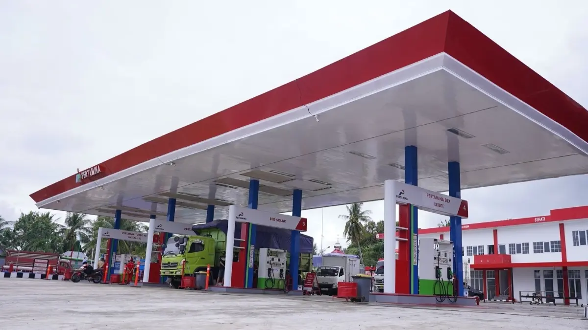 Pertamina Patra Niaga menurunkan harga sejumlah BBM nonsubsidi mulai 1 Juli 2026. (Radar Palu)