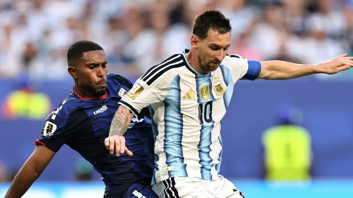 Argentina lolos dramatis! Singkirkan Cape Verde 3-2 lewat extra time.  (https://www.instagram.com/afaseleccion/)