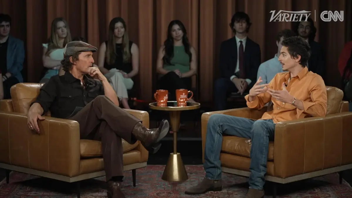 Timothée Chalamet menuai kritik setelah komentarnya mengenai opera dan balet saat membahas masa depan bioskop viral. (Tangkapan Layar Youtube Variety)
