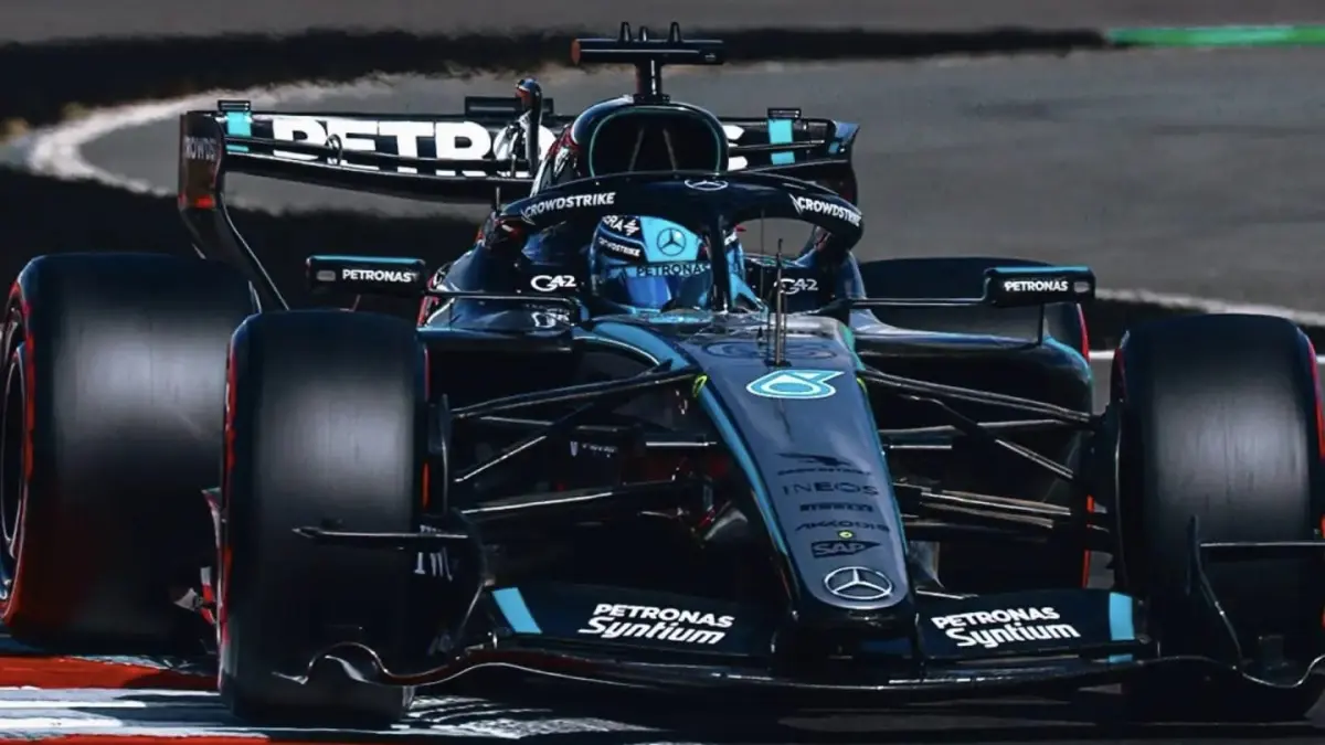 Pembalap Mercedes, George Russell. (Mercedes-AMG F1)