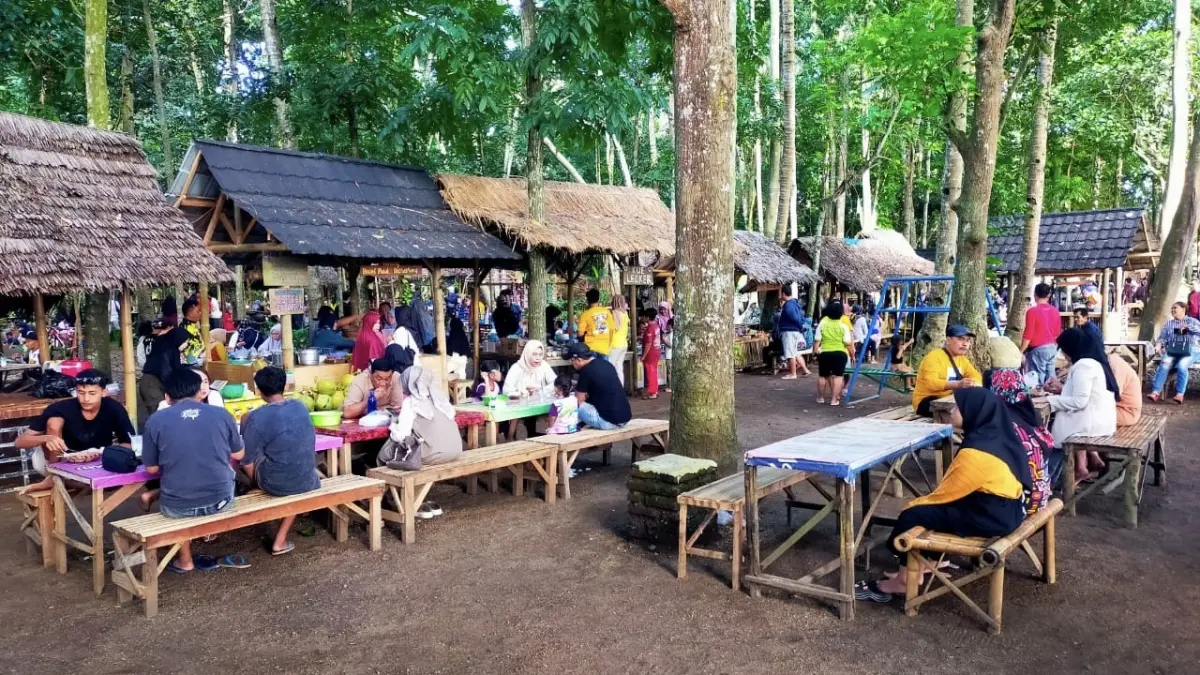 Pasar Wit Witan di Kecamatan Singojuruh, Banyuwangi. (Dok. Radar Banyuwangi)