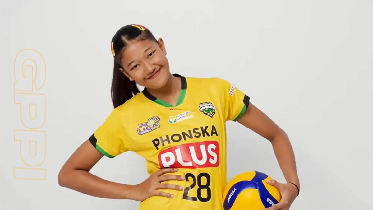 Profil Khanza Putri Yansi, Bintang Muda Voli Indonesia yang Mencuri Perhatian Asia. (Instagram @petrovoli_)