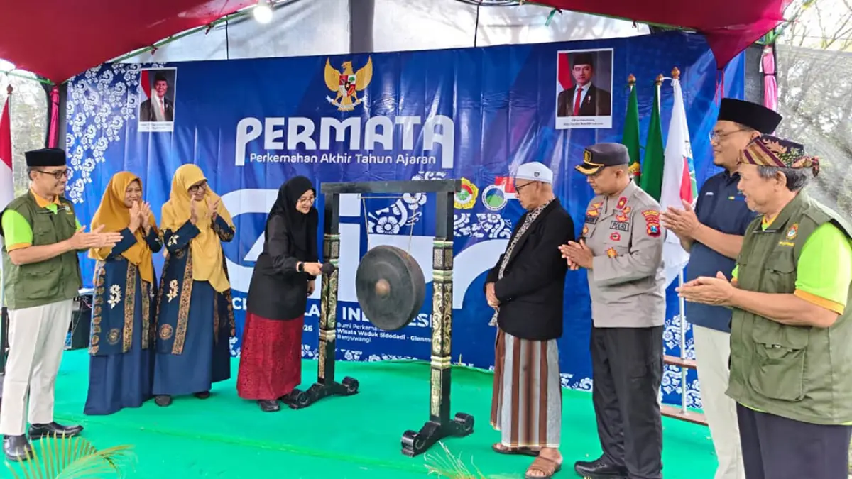 Bupati Banyuwangi Ipuk Fiestiandani mengapresiasi LDII Banyuwangi yang konsisten membina 500 generasi muda melalui Permata CAI 2026.