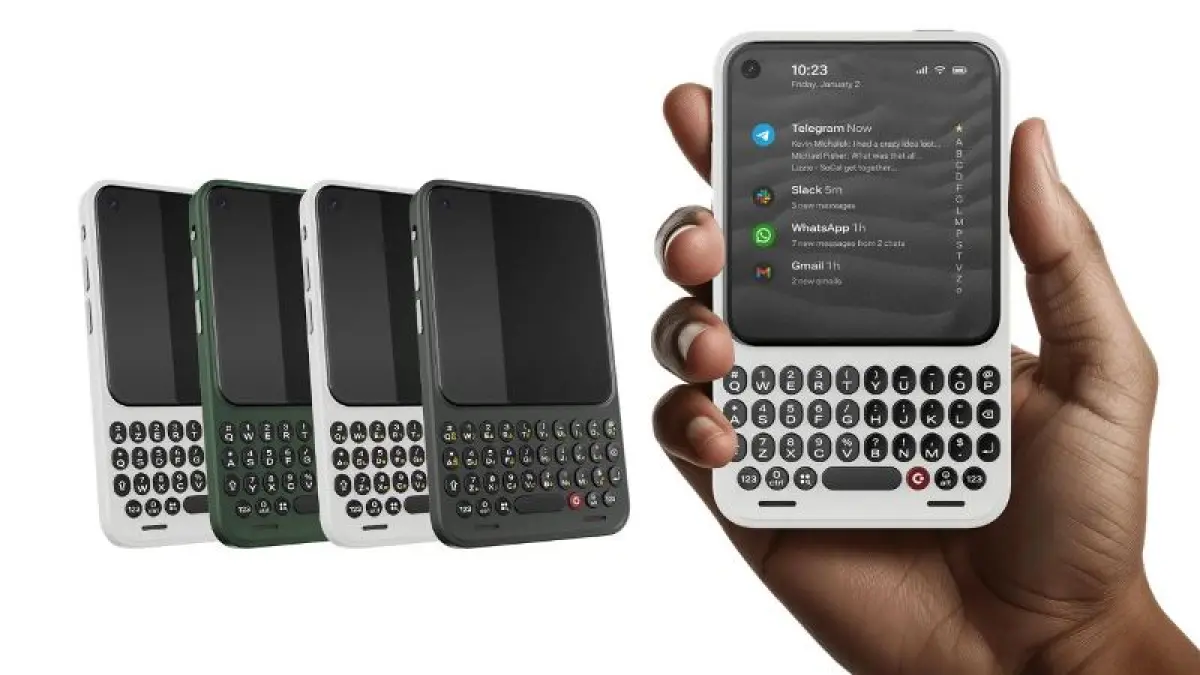 NOSTALGIA : Clicks communicator resmi diperkenalkan smartphone android 16 dengan keyboard Qwerty fisik.(Foto:@clicks.tech/en/communicator)