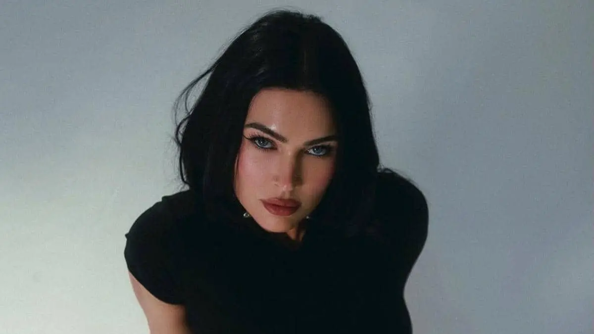 Megan Fox tetap tampil langsing dan bugar menjelang usia 40 tahun berkat disiplin menjalani diet keto dan paleo. (Instagram/meganfox)