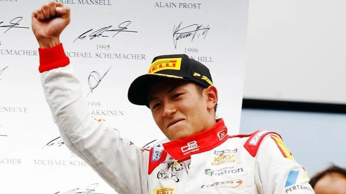 Rio Haryanto meninggalkan Manor Racing pada 2016 karena kendala sponsor. (Pinterest/arah.com)
