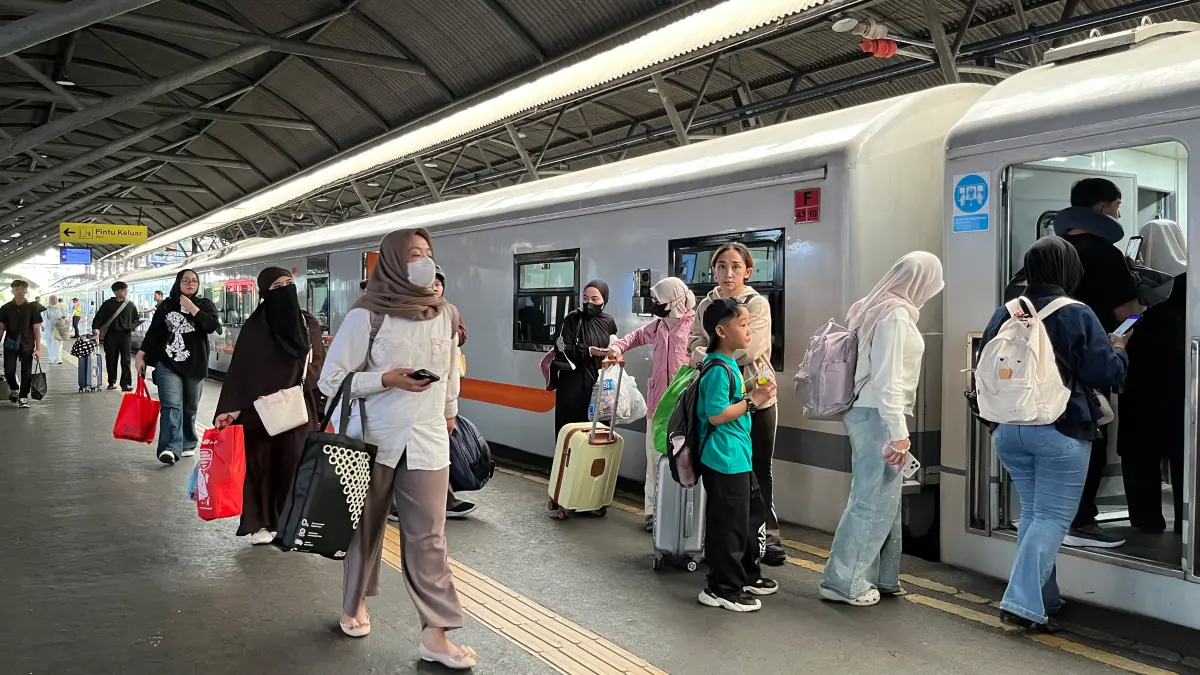 Hari terakhir libur sekolah, KAI Daop 8 Surabaya melayani 39.320 penumpang. (KAI)
