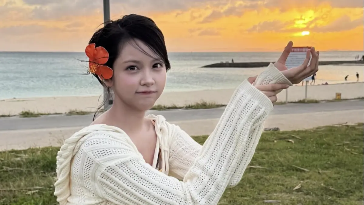 Carmen, gadis asal Denpasar, Bali, mencetak sejarah sebagai idol K-Pop pertama dari Pulau Dewata yang debut di SM Entertainment bersama Hearts2Hearts. (Instagram/carmen.h2h)