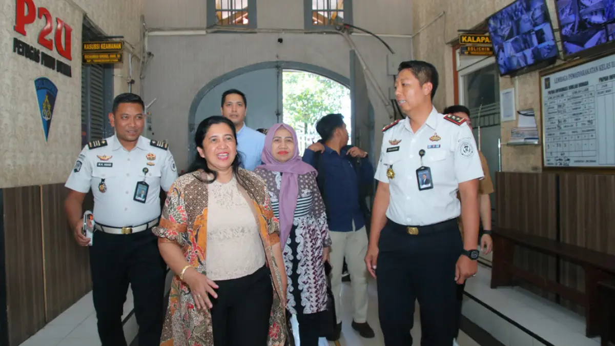 Anggota Komisi I DPRD Banyuwangi melakukan kunjungan kerja di Lapas Kelas IIA Banyuwangi, Rabu (15/7). (Dok. Lapas Banyuwangi)