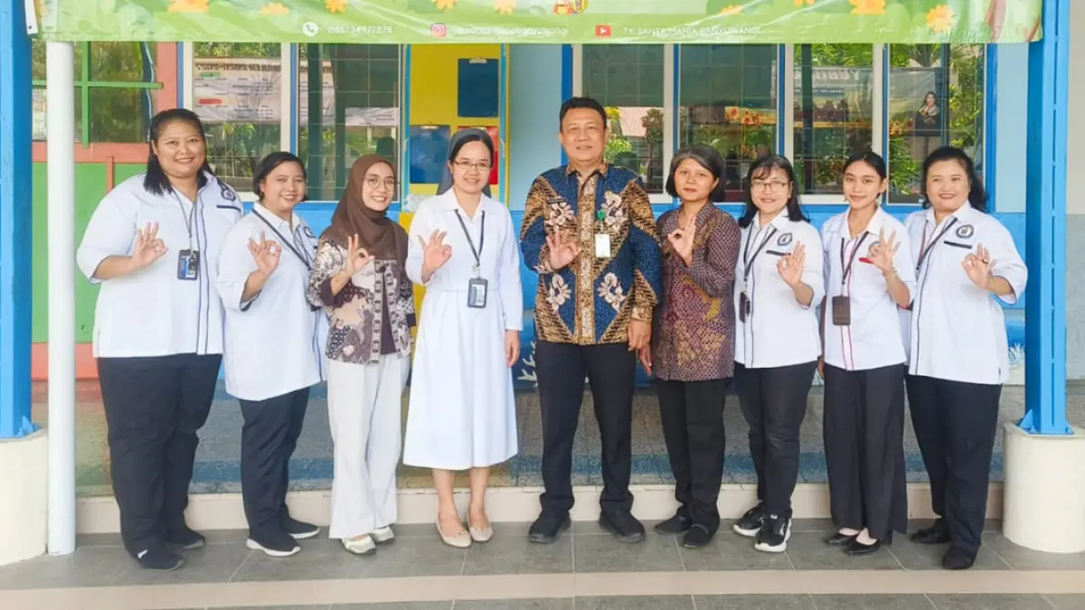 Kemenag melakukan monitoring MPLS di TKK Santa Maria Banyuwangi dan SDK Santa Maria Banyuwangi, Rabu (15/7). (Humas Kemenag Banyuwangi)