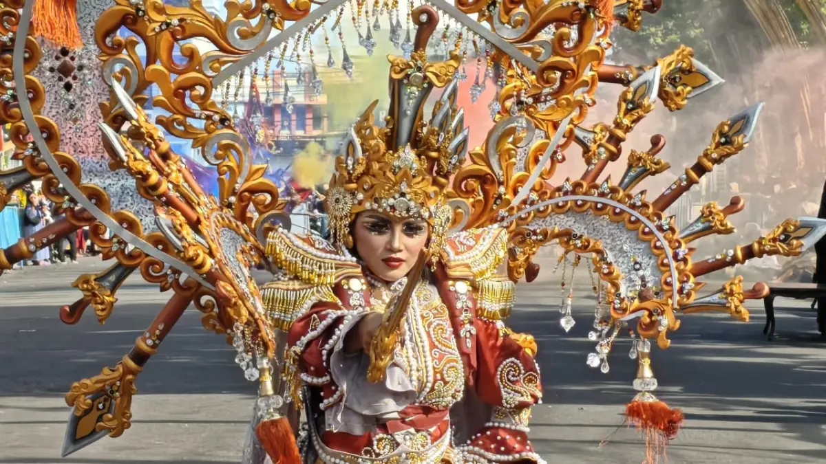 Banyuwangi Ethno Carnival terus berkembang sejak 2011. (Lugas Rumpakaadi/Radar Banyuwangi)