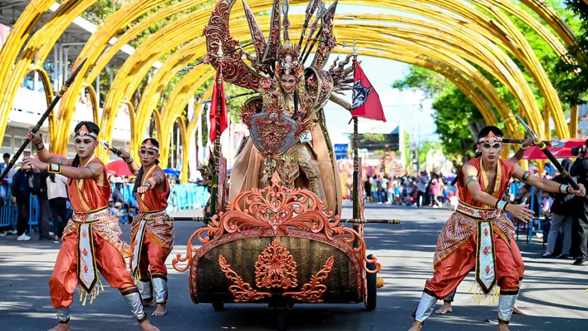 Evellyne Jihan tampil memukau, SMAN 1 Purwoharjo angkat heroisme Blambangan. (Ramada Kusuma/Radar Banyuwangi)