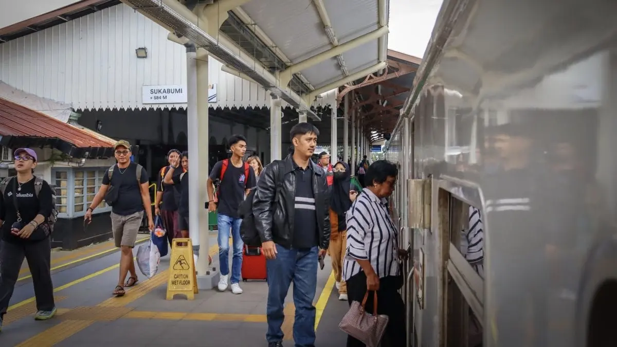 Jumlah pelanggan KA Lokal KAI mencapai 4,67 juta pada Semester I 2026 atau naik 13,59 persen dibanding tahun lalu. (Antara)