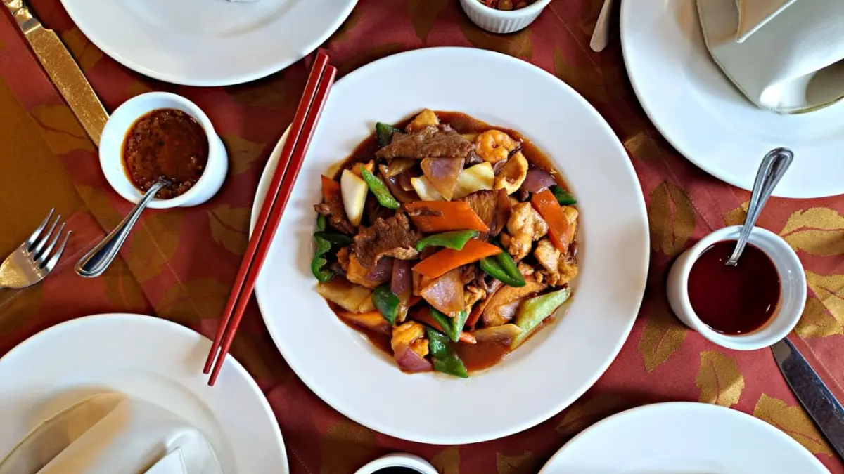 Pilihan Chinese food halal di Banyuwangi semakin beragam. (Pexels/DΛVΞ GΛRCIΛ)