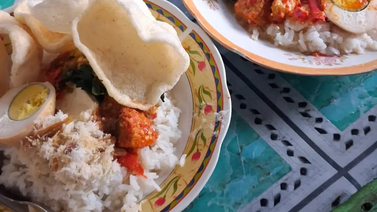 Sego Cawuk, kuliner legendaris khas Banyuwangi. (Mayang untuk Radar Banyuwangi)