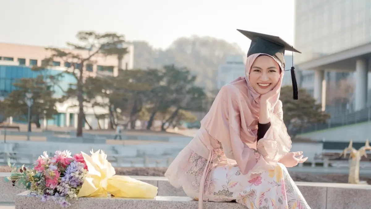 Xaviera Putri membagikan strategi belajar yang membantunya meraih beasiswa ke KAIST. (Instagram/xavieraaputri)