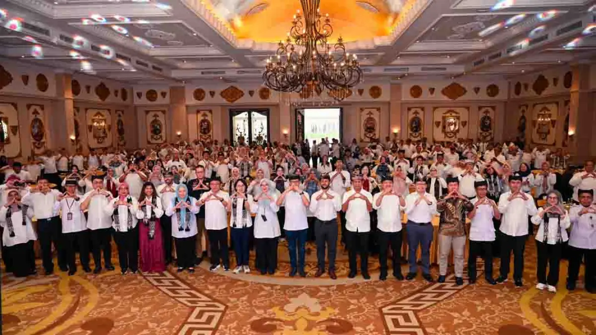 Inovasi digital Banyuwangi diresmikan langsung oleh Menteri Kesehatan (Menkes) Budi Gunadi Sadikin di Ballroom Hotel Aston Banyuwangi, Sabtu (19/7). (Ramada Kusuma/Radar Banyuwangi)