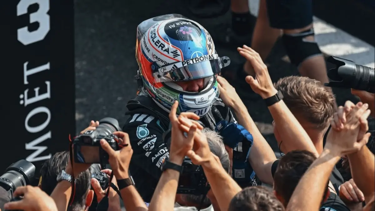 Kimi Antonelli mengamankan pole position GP Belgia usai mencatat waktu tercepat di sesi kualifikasi. (Instagram/mercedesamgf1)