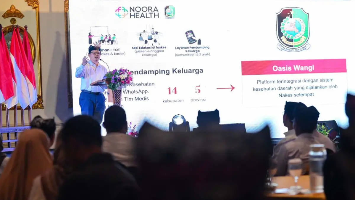 Menkes Budi Gunadi Sadikin meluncurkan OASIS Wangi (Online Akses Solusi Indonesia Sehat dari Banyuwangi). (Ramada Kusuma/Radar Banyuwangi)