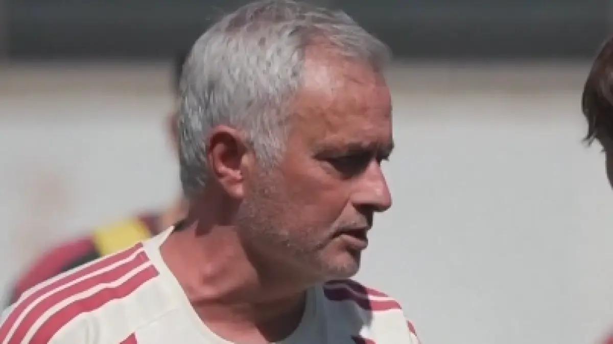 BERBENAH: Jose Mourinho mulai menata kekuatan pemainnya jelang kompetisi La Liga 