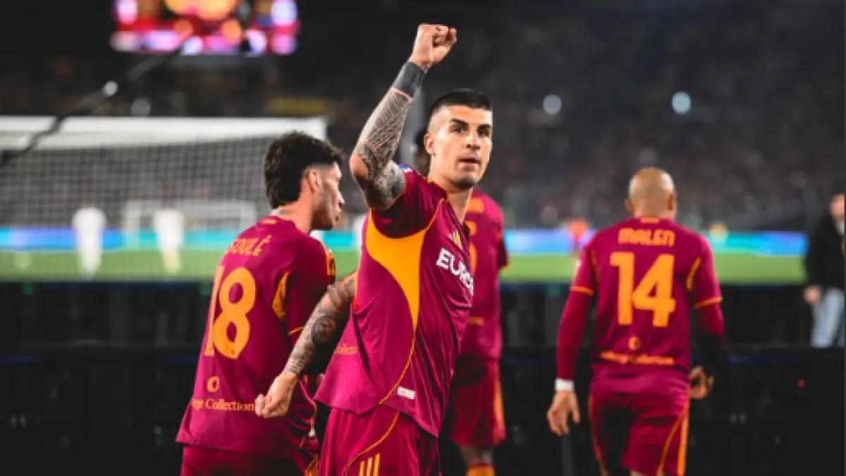 BERTAHAN: Gianluca Mancini memastikan masih menjadi bagian AS Roma 