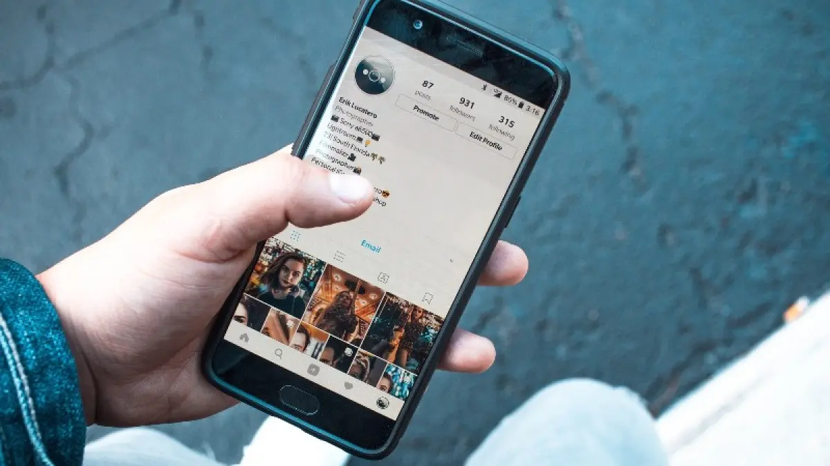 Ilustrasi : Ribuan pengguna Instagram keluhkan story gagal unggah dan feed tidak muncul.(Foto:Pixabay)