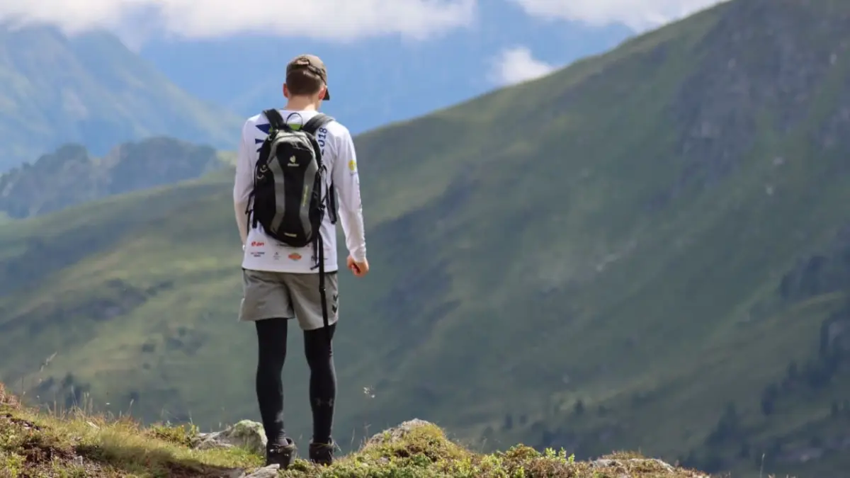 Solo trip semakin diminati sebagai pilihan perjalanan. (Pexels/Tobi and Chris)