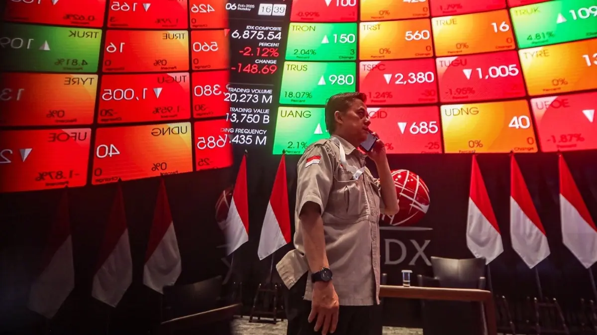 IHSG dibuka menguat ke level 6.273,57 di tengah sikap wait and see investor menanti keputusan suku bunga Bank Indonesia. (JawaPos.com)