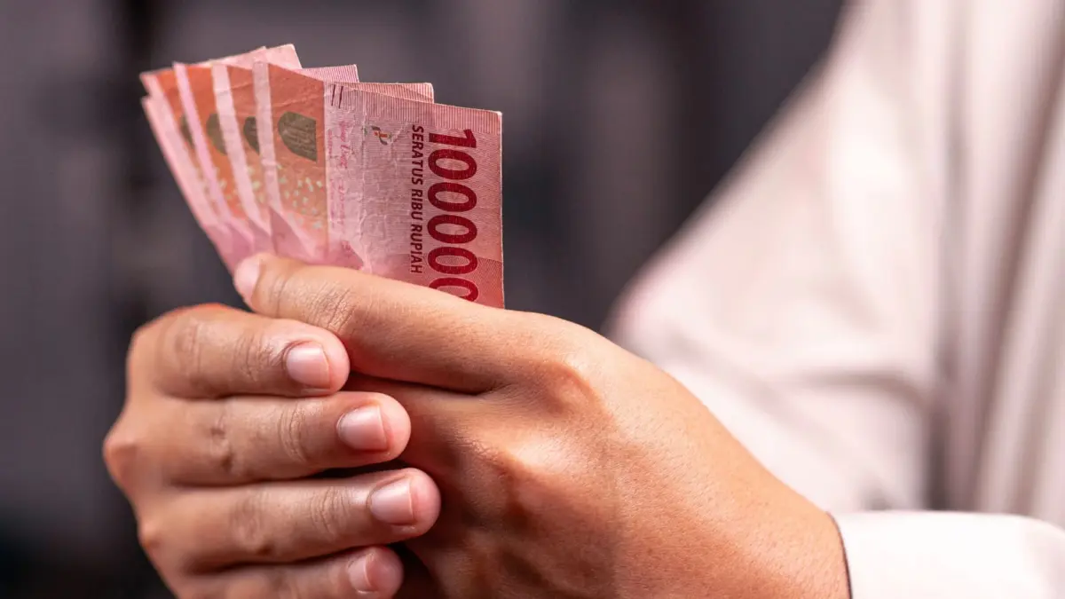 Aliran modal asing ke Indonesia tetap positif di tengah ketidakpastian global. (Pexels/Defrino Maasy)
