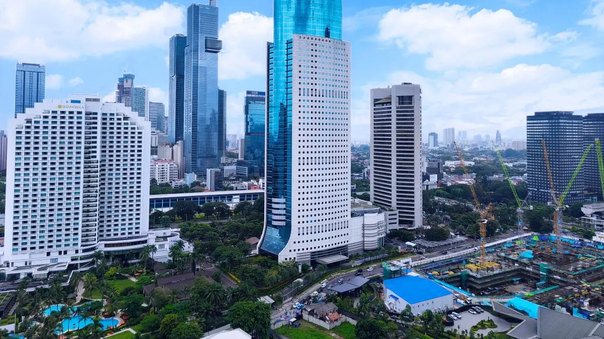 Pemerintah menata ulang ekosistem BUMN dengan memangkas jumlah perusahaan pelat merah dari 1.077 menjadi 200-300 unit. (Pexels/neilstha firman)