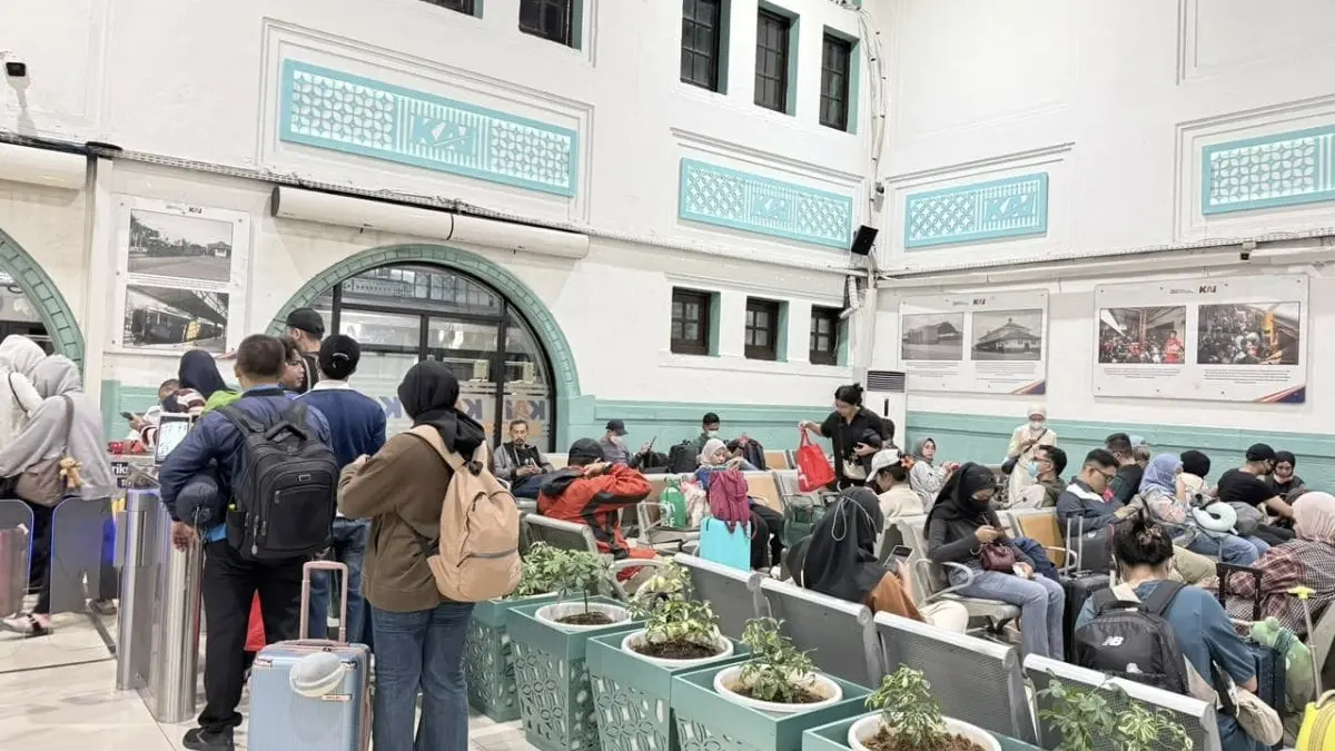 Program diskon tarif 30 persen KAI selama libur sekolah 20 Juni-5 Juli 2026 dimanfaatkan 1,303 juta pelanggan. (Antara)