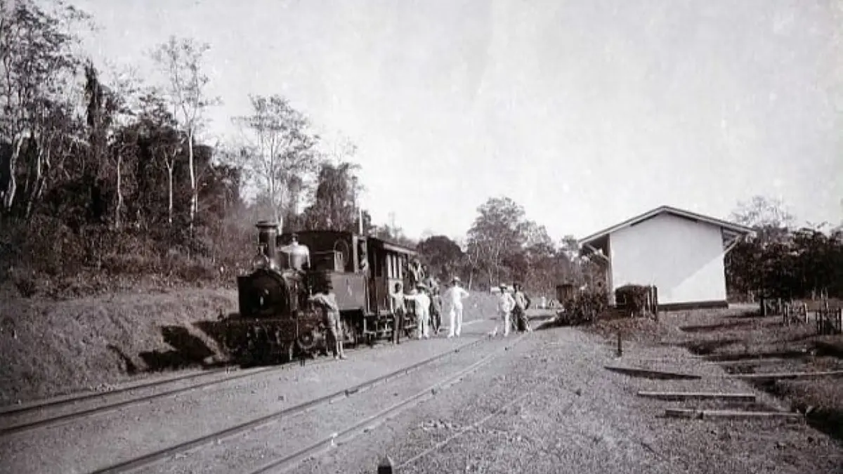 Sejarah panjang kereta api Banyuwangi. (Collectie Tropenmuseum)
