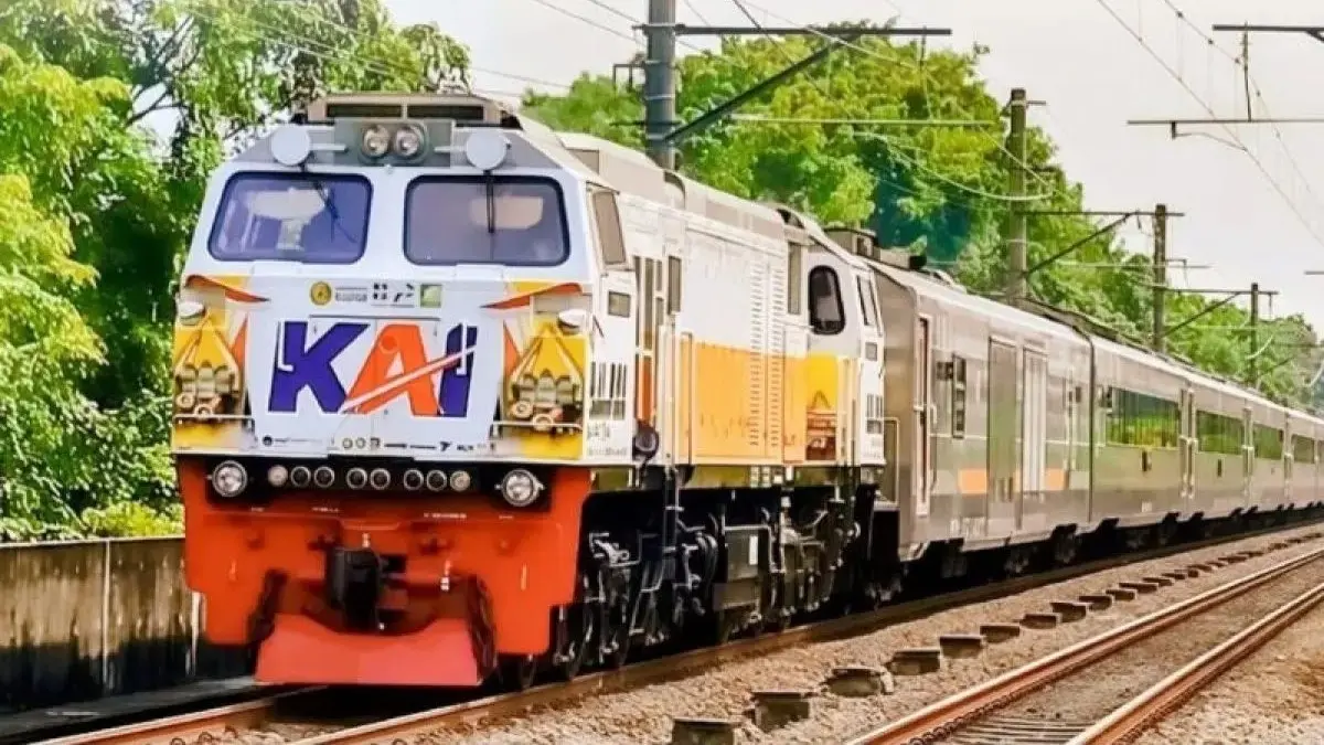KAI memulai integrasi strategis dengan INKA untuk membangun solusi perkeretaapian nasional terpadu. (Antara)