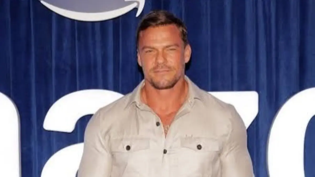 Alan Ritchson mengungkap kegagalan membintangi serial spin-off Aquaman justru menjadi titik balik kariernya. (IMDb)