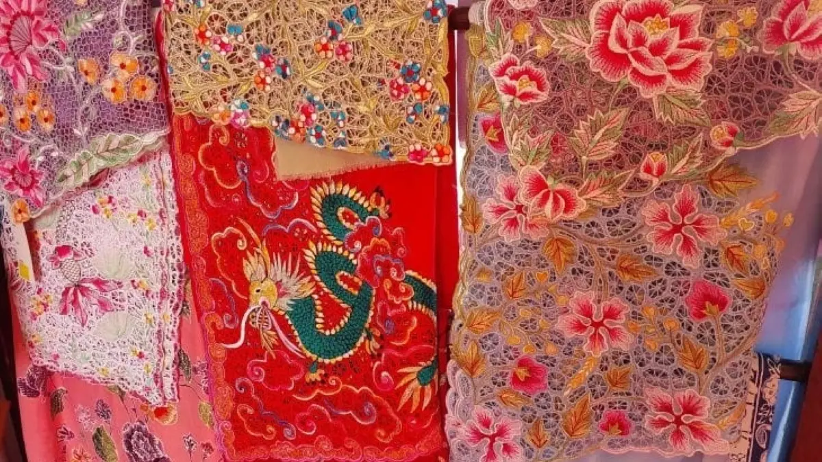Hari Kebaya Nasional 2026 diperingati setiap 24 Juli sebagai momentum melestarikan kebaya sebagai identitas budaya Indonesia. (Antara)